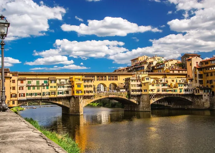 Unyca - Charming San Lorenzo Apartment Florence